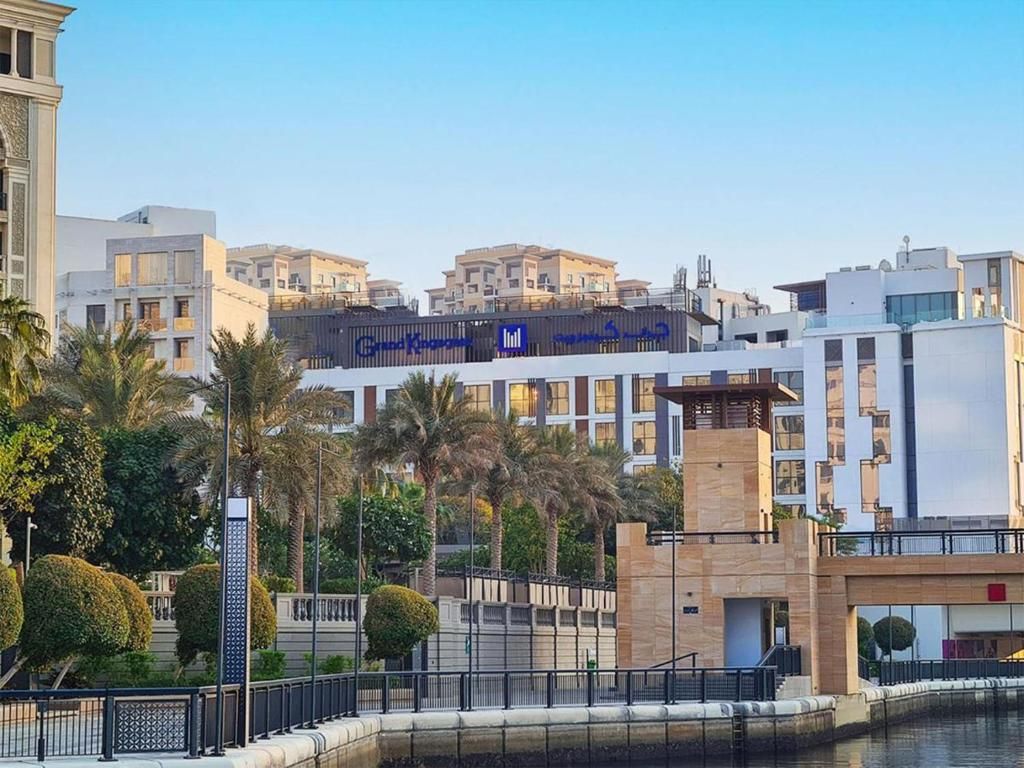 Grand Kingsgate Waterfront By Millennium Hotels фото 14