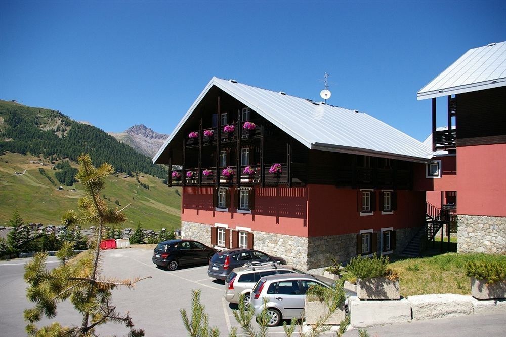 Alpen Village Hotel фото 32