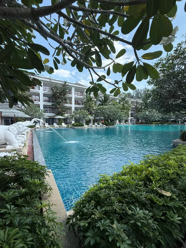 Naithonburi Beach Resort фото 111