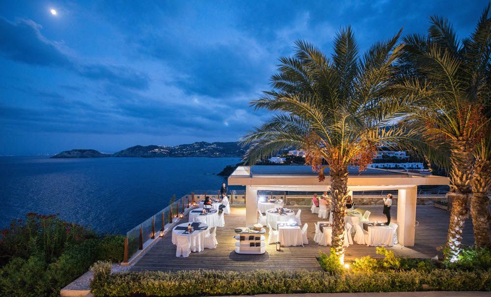 Sea Side Resort & Spa - Adults Only фото 25