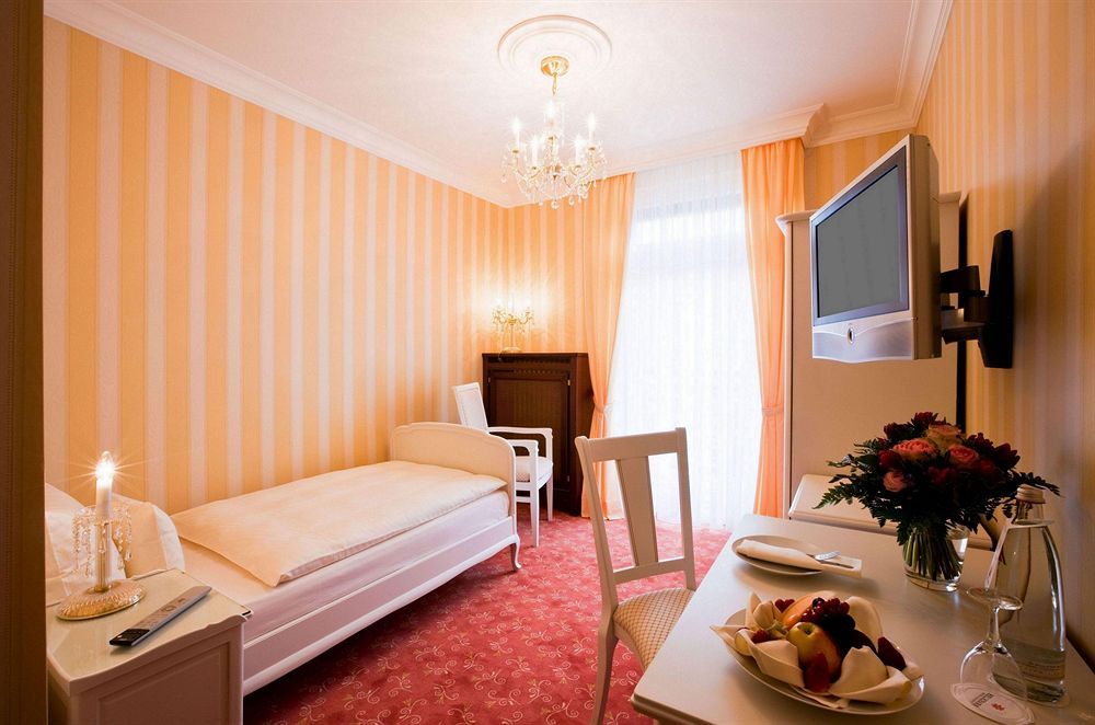 HELIOPARK Bad Hotel Zum Hirsch фото 37