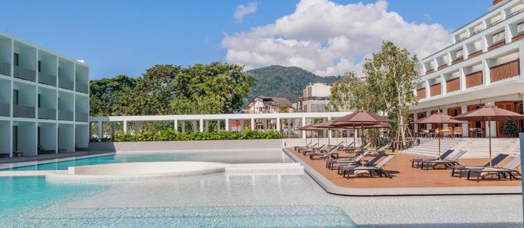 Фото отеля Patong Beach Hotel by See2Sea