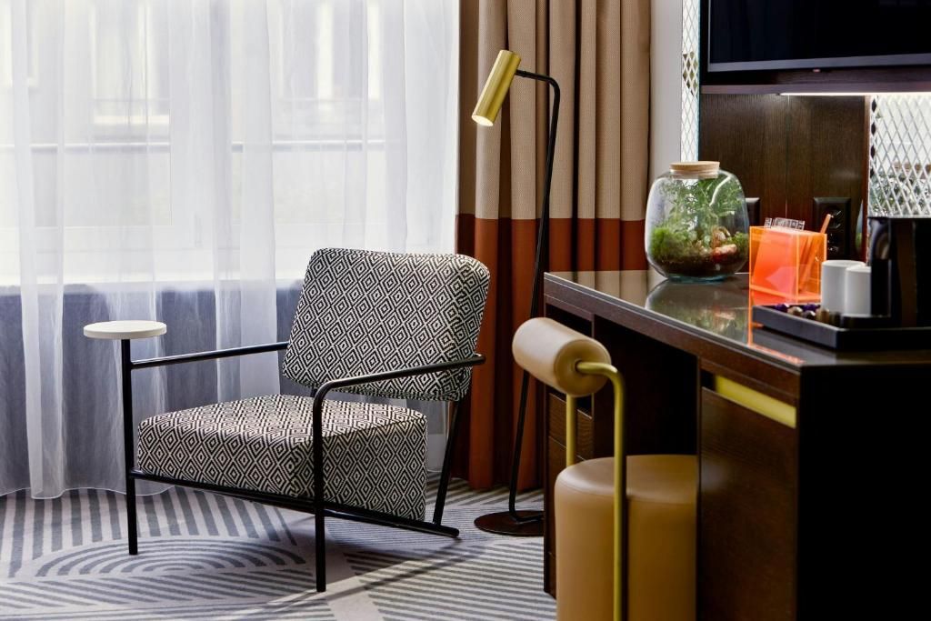 Sheraton Zürich Neues Schloss Hotel фото 17