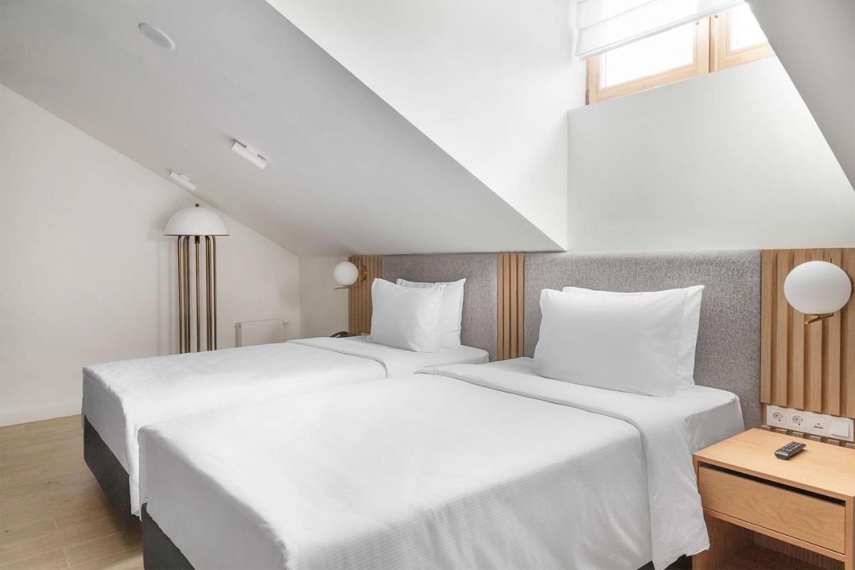 The Basilian Minsk, Curio Collection By Hilton фото 3