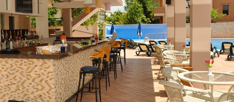 Фото отеля Almera Park Apart Hotel