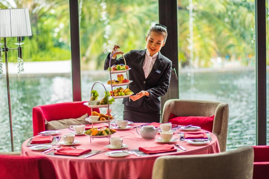 Sunrise Premium Resort Hoi An фото 39