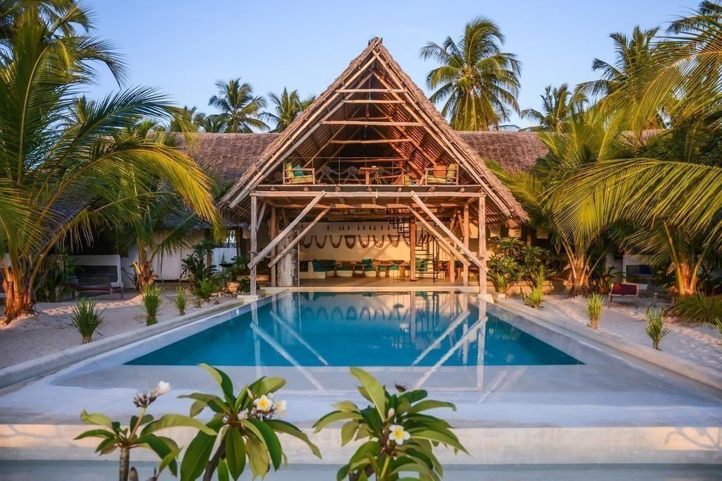 Nur Beach Hotel фото 0