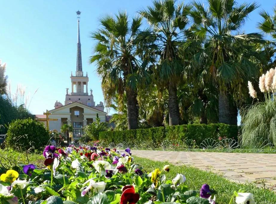 Сочи Галерея Парк фото 20