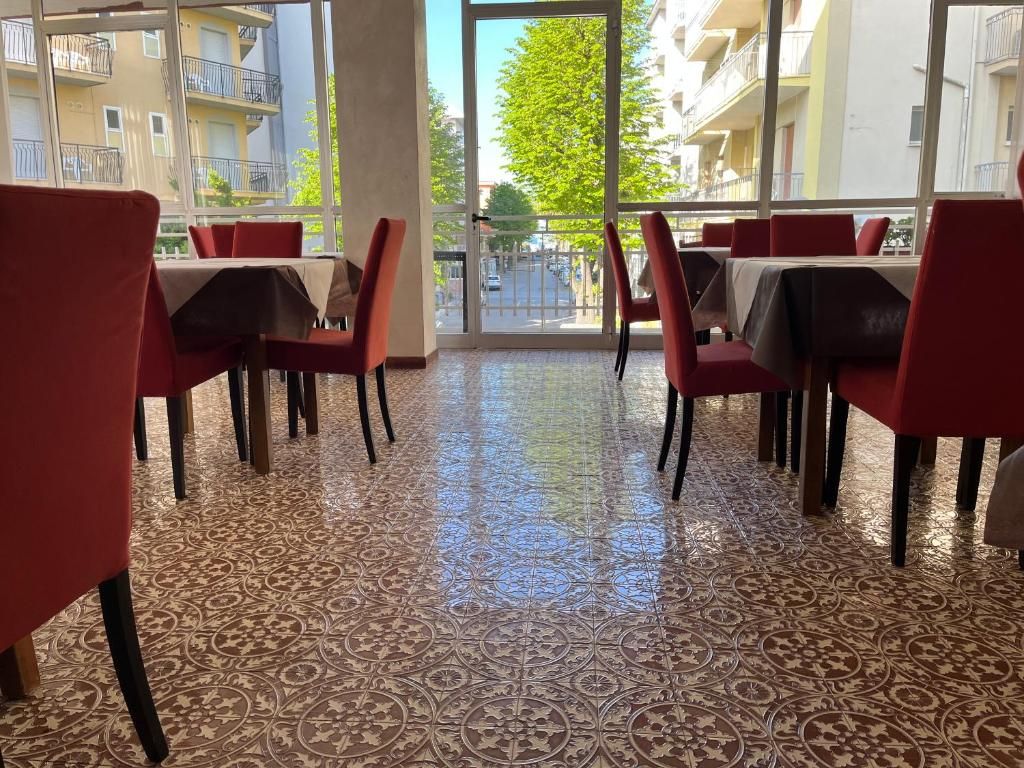 Hotel Fellini Rimini фото 17