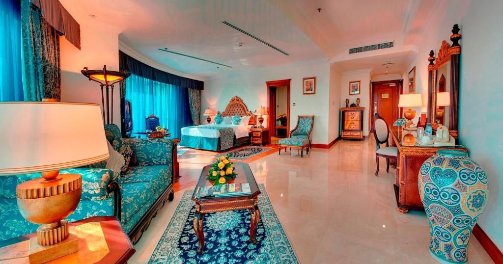 Grand Excelsior Hotel Bur Dubai фото 62