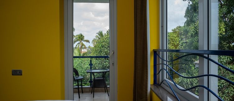 Фото отеля Candolim Suites