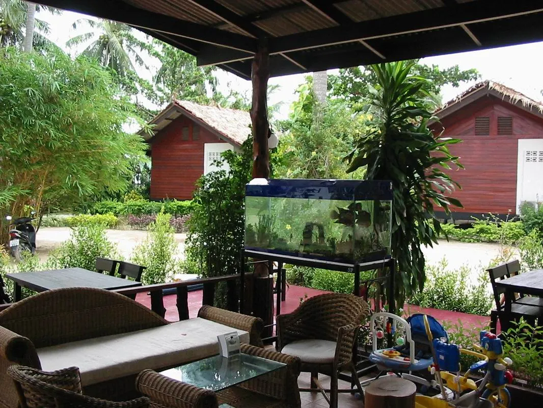 Holiday Beach Resort фото 0
