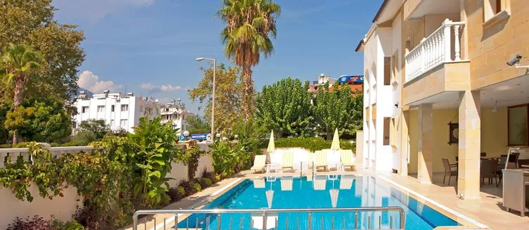 Фото отеля Dinara Hotel