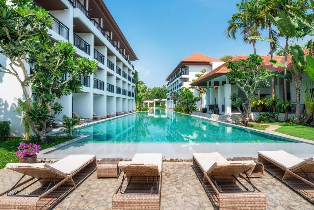 Estella Phuket Mai Khao Beach Resort фото 1
