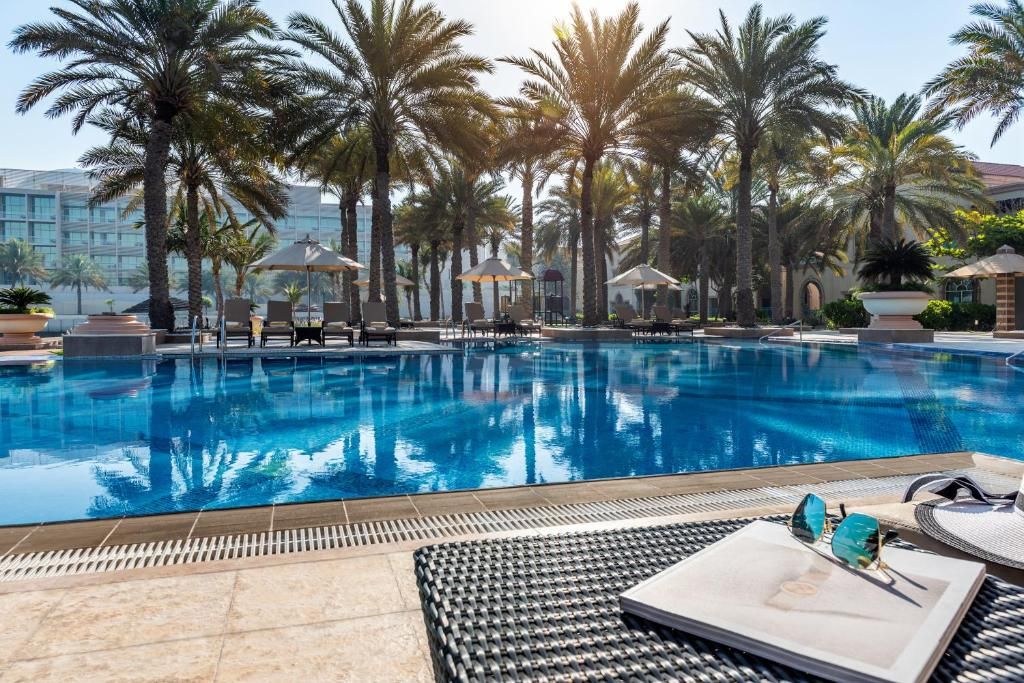 Al Raha Beach Resort & Spa фото 100