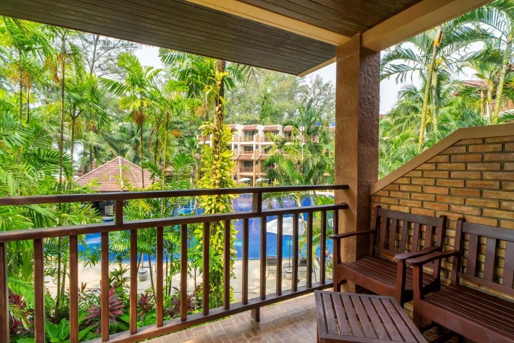 Best Western Premier Bangtao Beach Resort & Spa фото 87