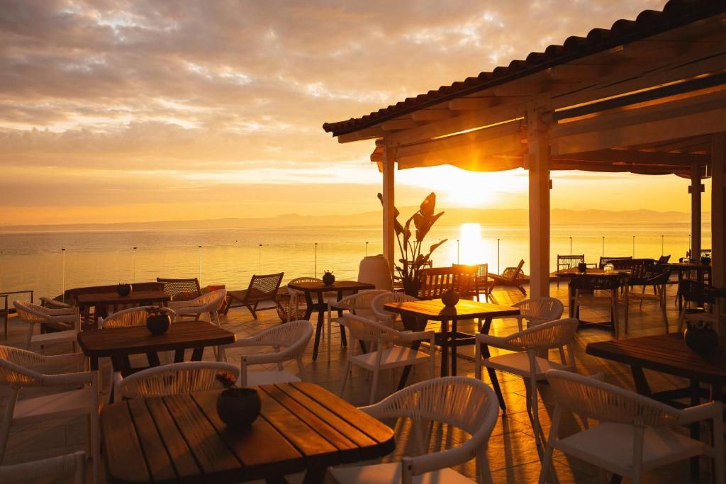Grecotel Margo Bay and Club Turquoise фото 33