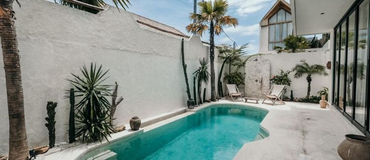 Фото отеля Villa A Canggu