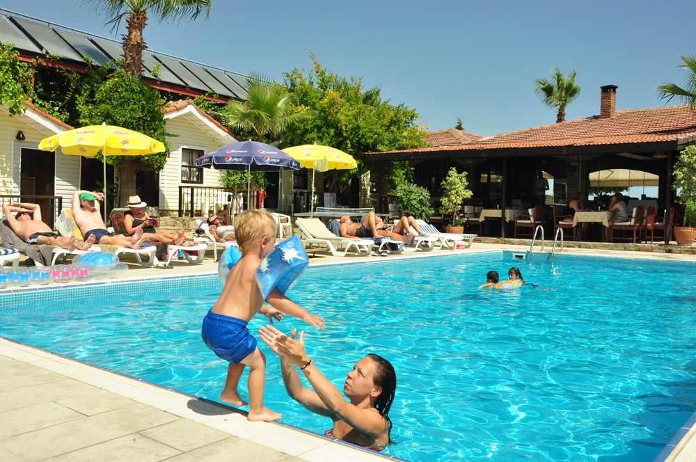 Leda Beach Hotel фото 36