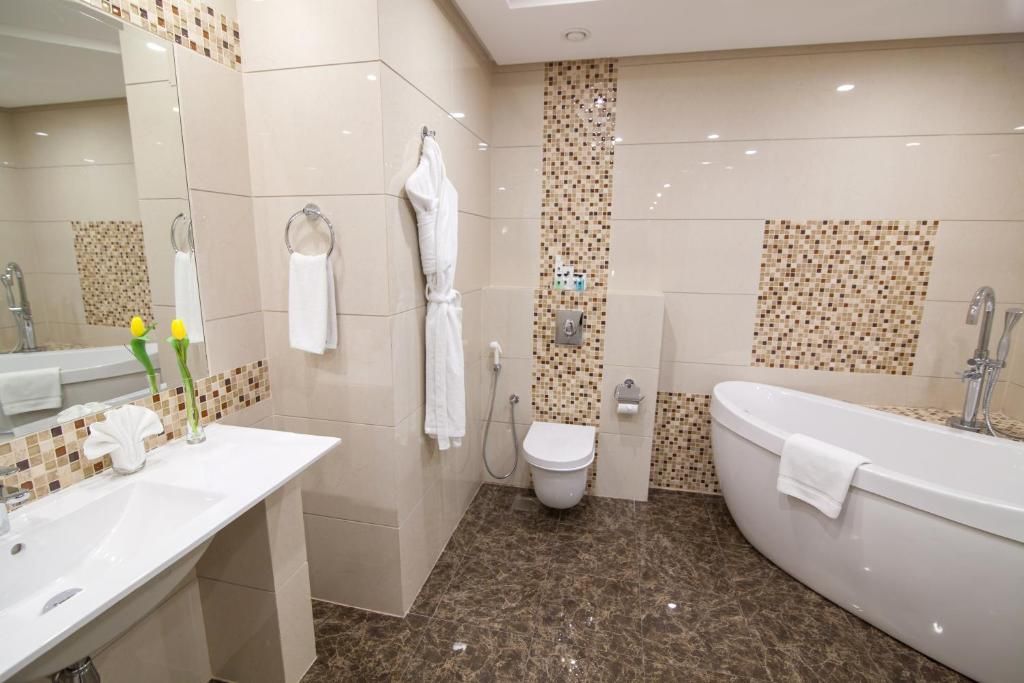 Atiram Premier Hotel фото 42