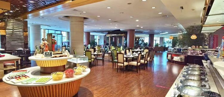 Фото отеля Yuyang Hotel