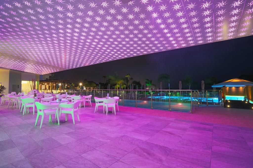 Vassos Nissi Plage Hotel & Spa фото 44