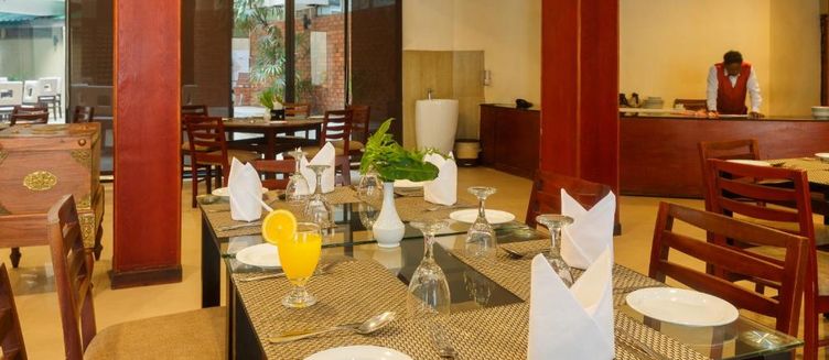 Фото отеля Hotel Janaki