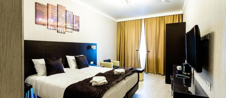 Фото отеля Diamond City