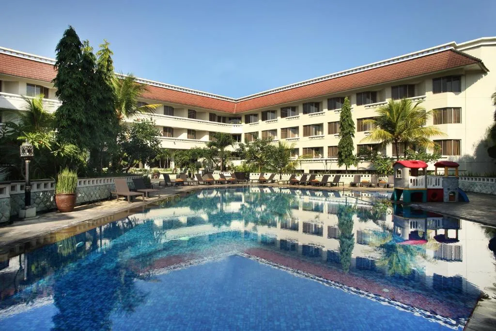 Hotel Santika Premiere Jogja фото 0