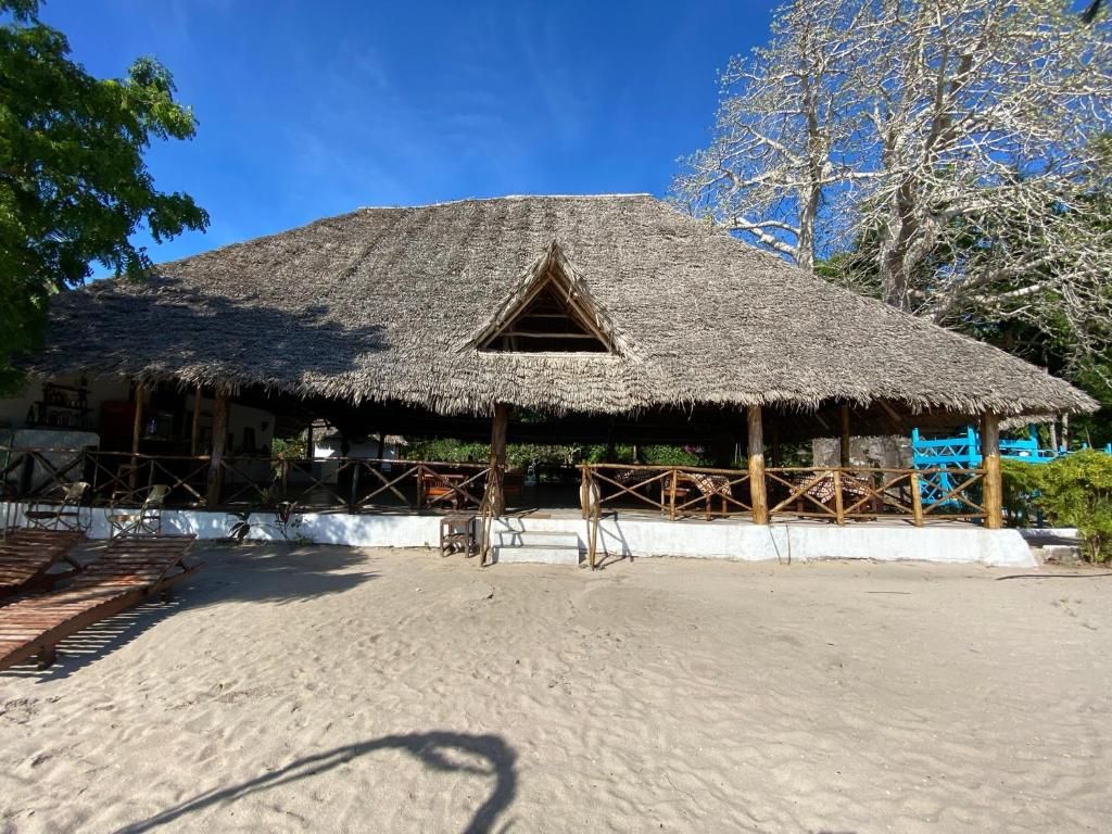 Menai Bay Beach Bungalows фото 25