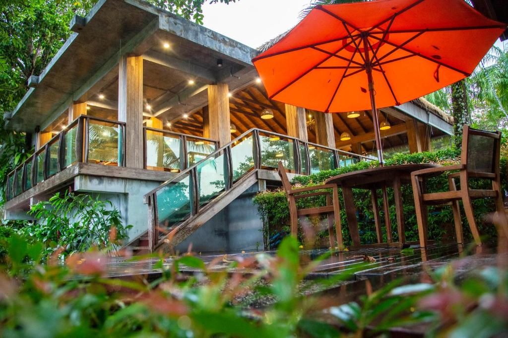 Tup Kaek Sunset Beach Resort & Spa фото 61