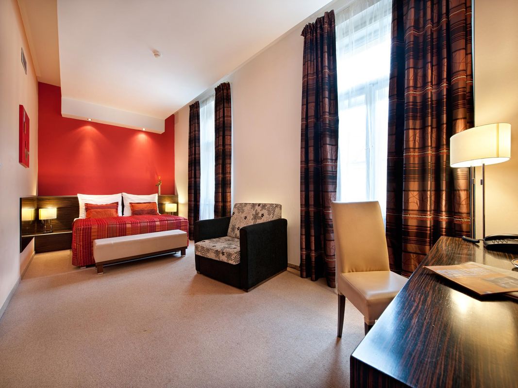 EuroAgentur Hotel Manes фото 2