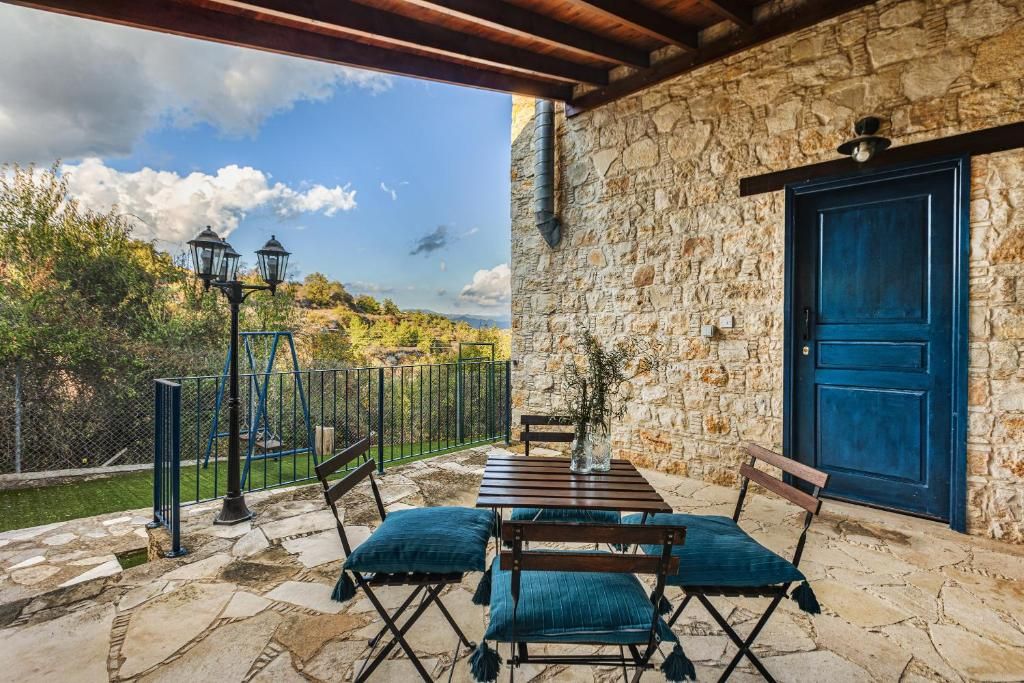 Oinoessa Traditional Boutique Guest Houses фото 20
