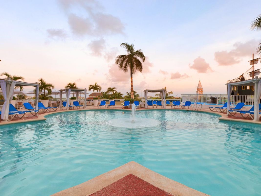 Wyndham Alltra Cancun фото 13