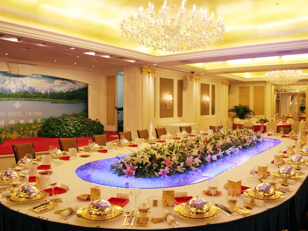 Luxemon Xinjiang Yindu Hotel фото 3