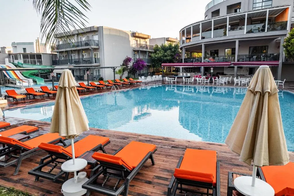 Bodrum Beach Resort фото 0