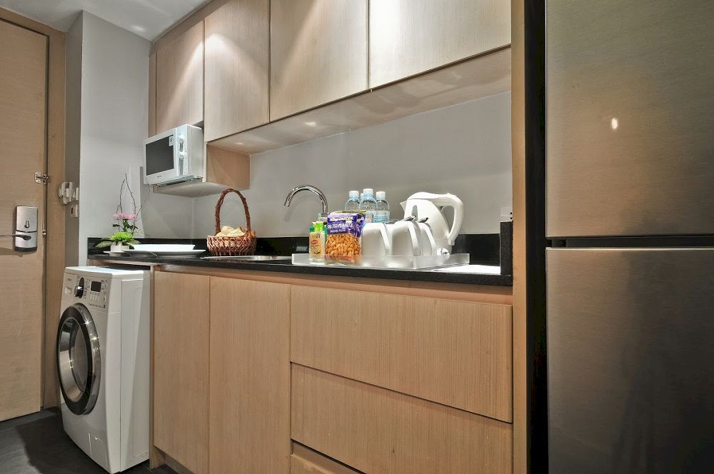 The Ashlee Heights Patong Hotel & Suites фото 55