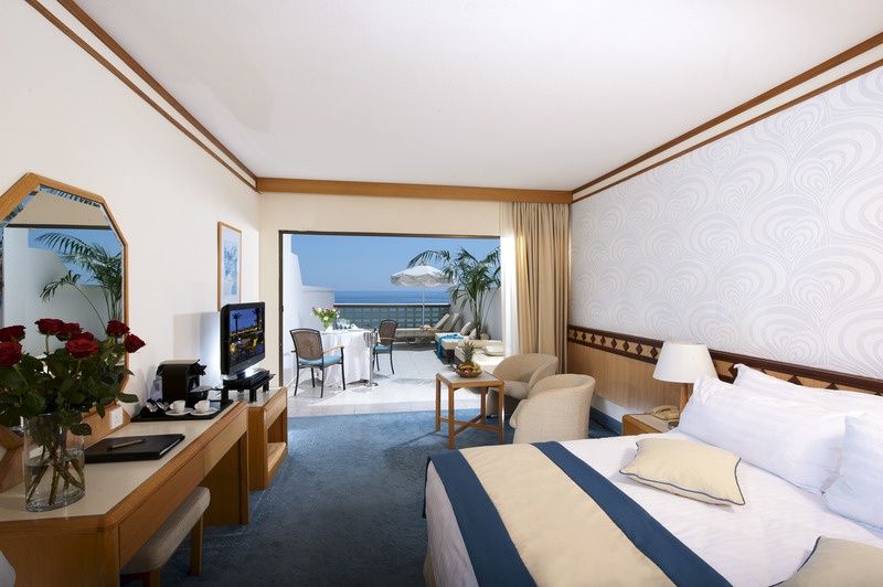 Constantinou Bros Athena Royal Beach Hotel фото 25