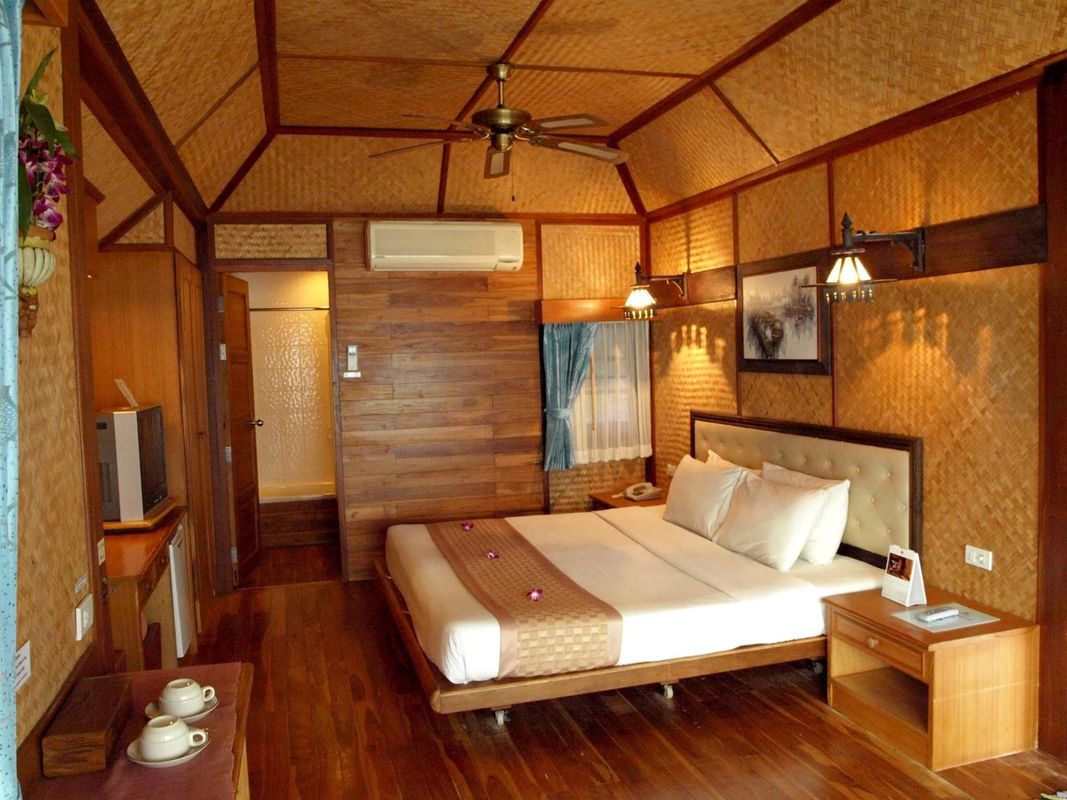 Sunset Village Beach Resort фото 3