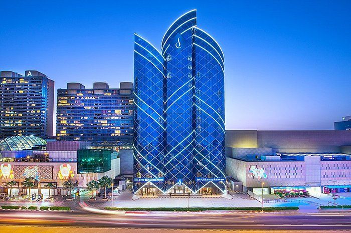 City Seasons Hotel Dubai фото 0