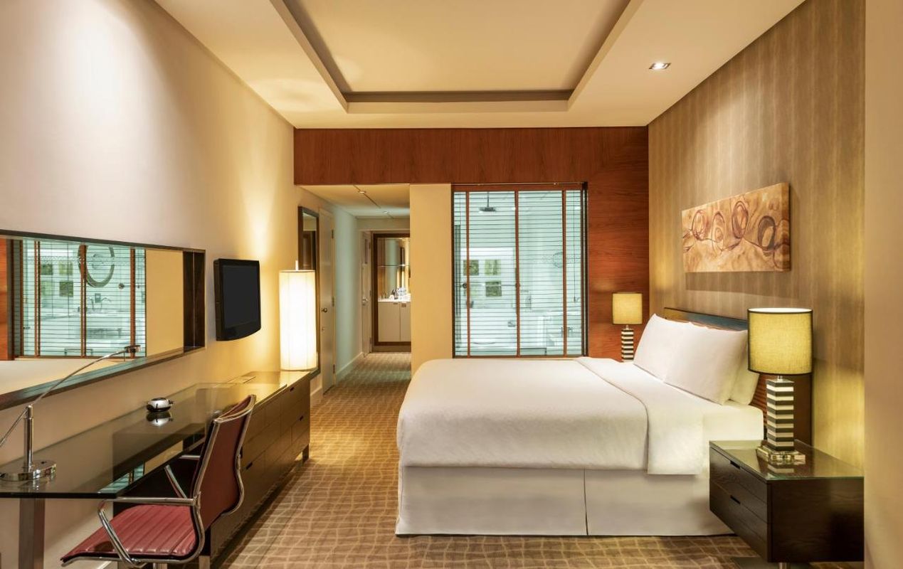 Four Points by Sheraton Bur Dubai фото 3