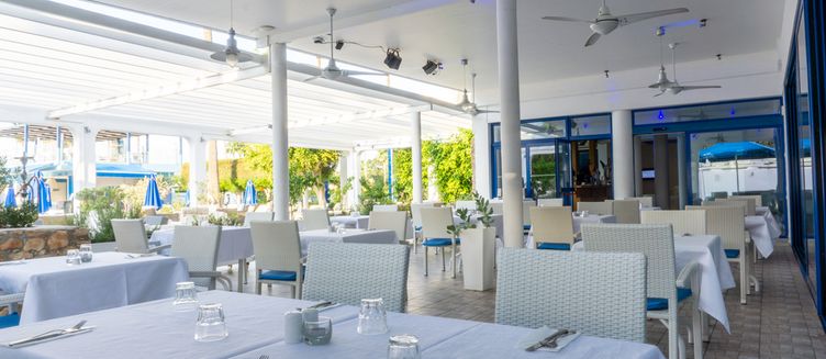 Фото отеля Anonymous Beach Hotel