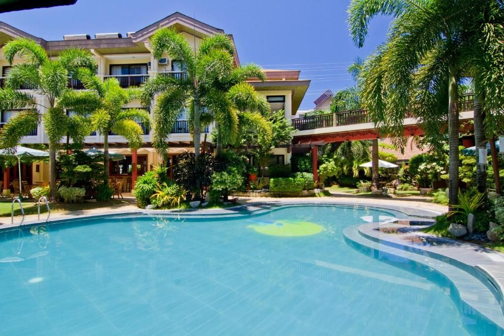 Boracay Tropics Resort Hotel фото 53