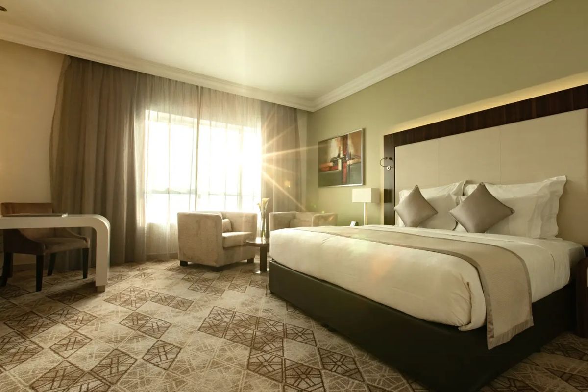 Elite Byblos Hotel – Mall of The Emirates фото 1