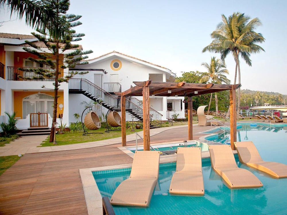Acron Waterfront Resort фото 57