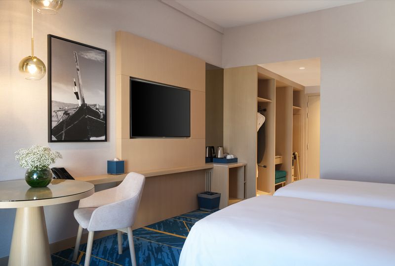 Maani Muscat Hotel & Suites фото 44