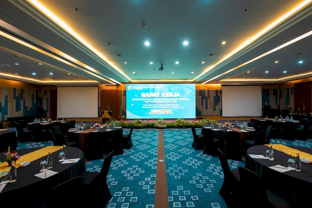 Vouk Hotel & Suites фото 82