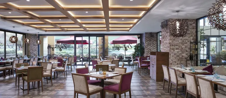 Фото отеля DoubleTree by Hilton Istanbul Gayrettepe