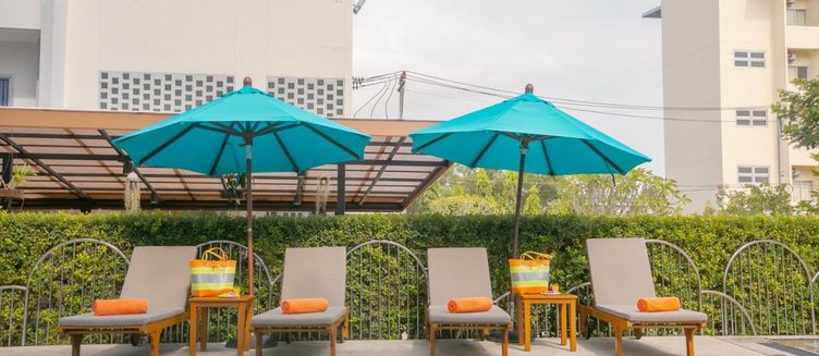 Фото отеля Recenta Suite Phuket Suanluang