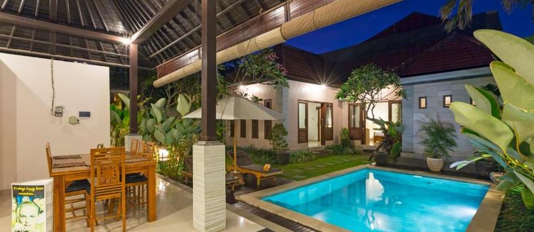 Фото отеля Kubal Villa and Living Seminyak